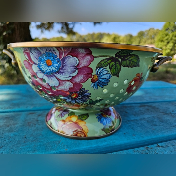 Mackenzie Childs Flower Market Green Large Colander - Picture 2 of 7